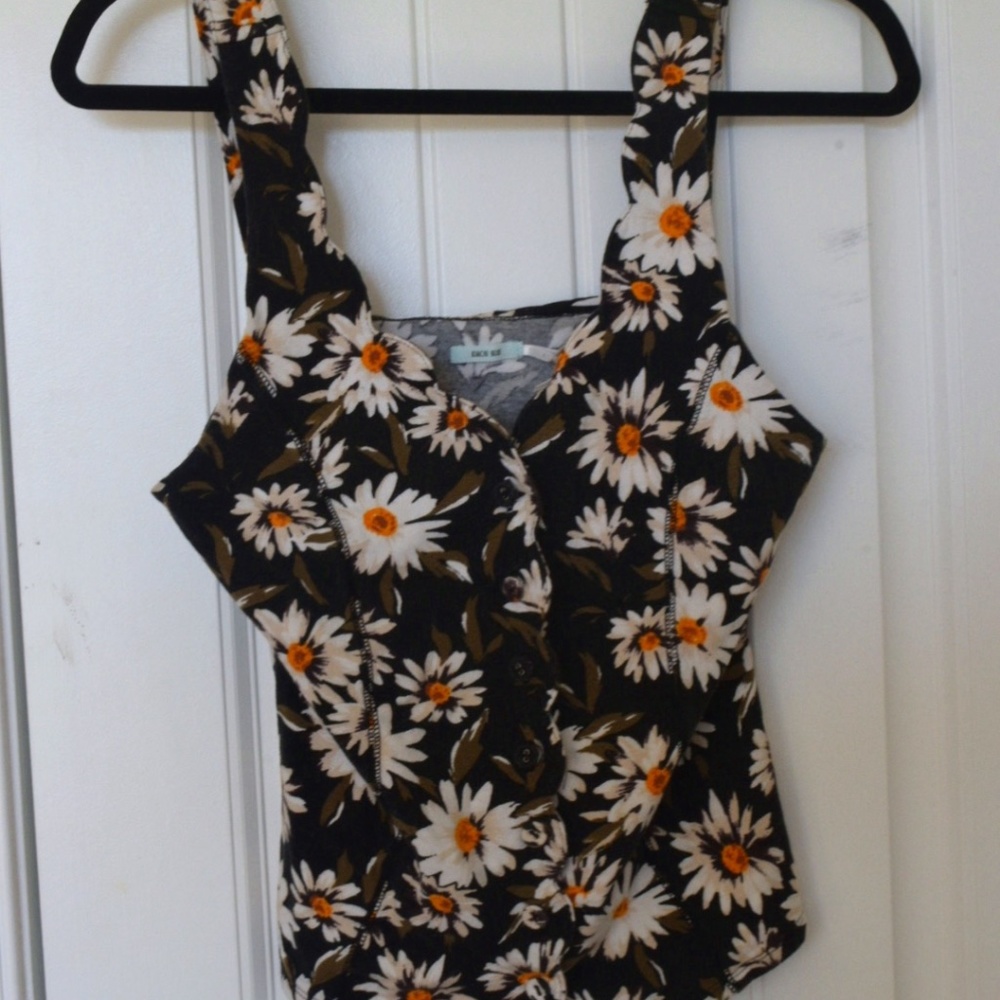 Daisy Top